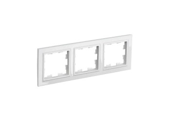 Рамка 3-постовая IEK Brite белая BR-M32-K01