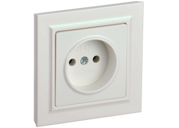 BRITE Розетка 1-местная без заземления без защитных шторок 10А в сб. РСР10-1-0-БрЖ жемчуг IEK BR-R10-10-K36-F