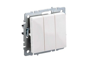 Выключатель трехклавишный IEK Brite белый BR-V30-0-10-K01