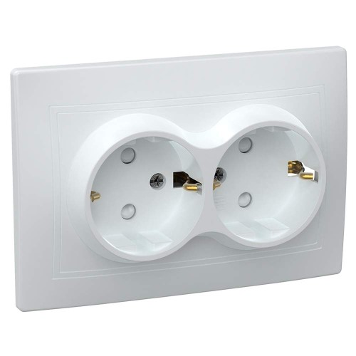 KVARTA Розетка 2-местная с заземлением с защитными шторками 16А кер. РСш12-3-КБ белый IEK ERK24-K01-16-K, купить в Минске по самой низкой цене