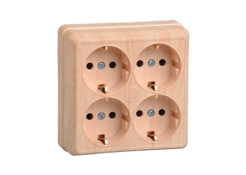 Розетка четырехместная 2P+PE IEK Oktava сосна ERO41-K03-16-DC