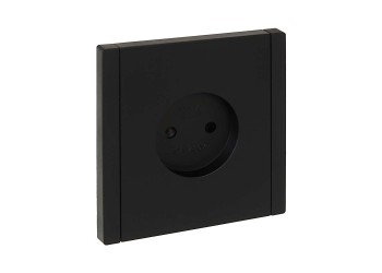 FORTE&PIANO Розетка 1-местная без заземления с защитными шторками винтовое крепление 10А FP117 черный IEK FP-R13-10-K02