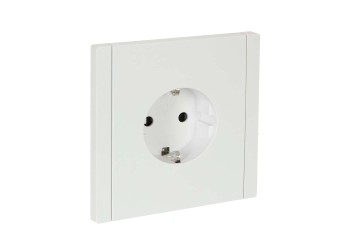 FORTE&PIANO Розетка 1-местная с заземлением с защитными шторками безвинтовое крепление 16А FP213 белый IEK FP-R14-16-1-K01