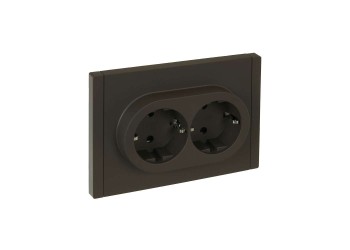 FORTE&PIANO Розетка 2-местная с заземлением с защитными шторками безвинтовое крепление 16А FP323 серый IEK FP-R24-16-1-K03