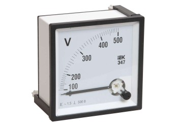 Вольтметр аналоговый Э47 500В класс точности 1,5 96х96мм IEK IPV20-6-0500-E
