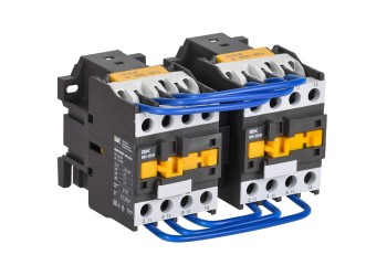 Контактор КМИ-22530 реверс 25А 230В/АС3 2NO IEK KKM23-025-230-20-1