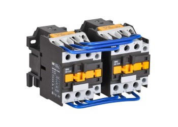 Контактор КМИ-23230 реверс 32А 230В/АС3 2NO IEK KKM23-032-230-20-1