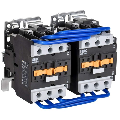 Контактор КМИ-34032 реверс 40А 400В/АС3 2NO.2NC IEK KKM33-040-400-22-1, купить в Минске по самой низкой цене
