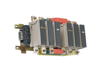 Контактор КТИ-76303 реверс 630А 230В/АС3 IEK KKT73-630-230-10
