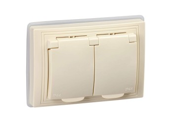 KVARTA Розетка 2-местная с заземлением с защитными шторками с крышкой 16А IP44 РСбш12-3-ККм-44 кремовый IEK KV-R26-16-44-K33