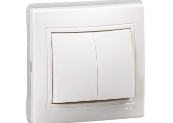 KVARTA Выключатель 2-клавишный 10А IP44 ВС10-2-0-КБ-44 белый IEK KV-V20-10-44-K01