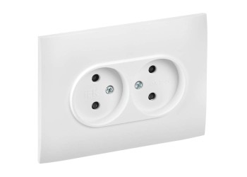SKANDY Розетка 2-местная без заземления с защитными шторками 10А в сборе SK-R09W арктический белый IEK SK-R23-10-K01-F