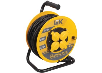 Катушка УК40 с термозащитой 4 места 2P+PE/40м 3х1,5мм2 IP44 INDUSTRIAL PLUS IEK WKP15-16-04-40-44