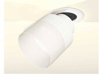 Комплект спота Ambrella light Techno Spot XM (A2241, A2105, C8101, N8402) XM8101521
