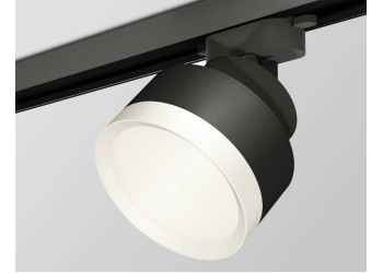 Комплект трекового светильника Ambrella light Track System XT (A2526, A2106, C8102, N8112) XT8102001