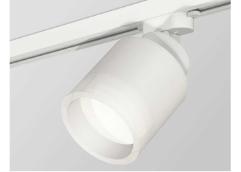 Комплект трекового светильника Ambrella light Track System XT (A2524, A2105, C8110, N8401) XT8110001