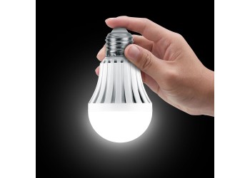 Лампа светодиодная аккумуляторная Feron E27 12W 6500K матовая EL116 48980