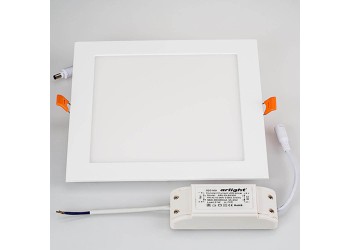 Встраиваемый светодиодный светильник Arlight DL-225x225M-21W Day White 020136
