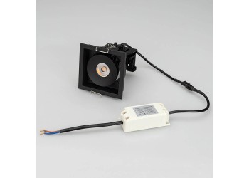 Встраиваемый светодиодный светильник Arlight CL-Simple-S80x80-9W Warm3000 028149