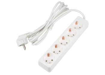 Удлинитель Uniel Ultra 5гн х 3м с/з S-GCU5-3 White UL-00010008