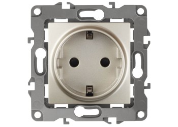 Розетка ЭРА 12 2P E Schuko со шторками 16A 250V 12-2102-04 Б0014690