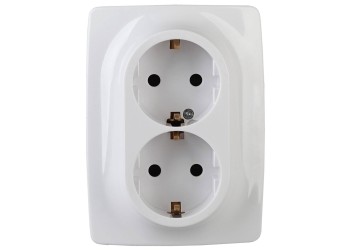 Розетка ЭРА 12 2x2P E Schuko 16A 250V винтовой зажим 12-2116-01 Б0029238