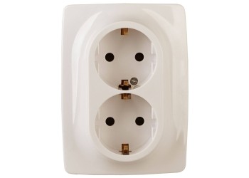 Розетка ЭРА 12 2x2P E Schuko 16A 250V винтовой зажим 12-2116-02 Б0029239