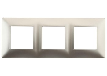 Рамка 3-постовая ЭРА Elegance 14-5003-04 Б0034396