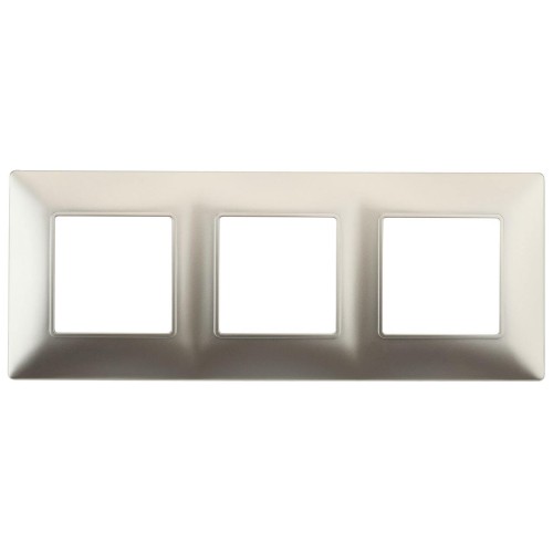 Рамка 3-постовая ЭРА Elegance 14-5003-04 Б0034396, купить в Минске по самой низкой цене