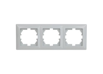Рамка 3-постовая ЭРА Intro Solo белый 4-503-01 Б0043417